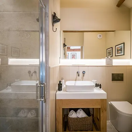 The Malt Kiln Tatil Evi